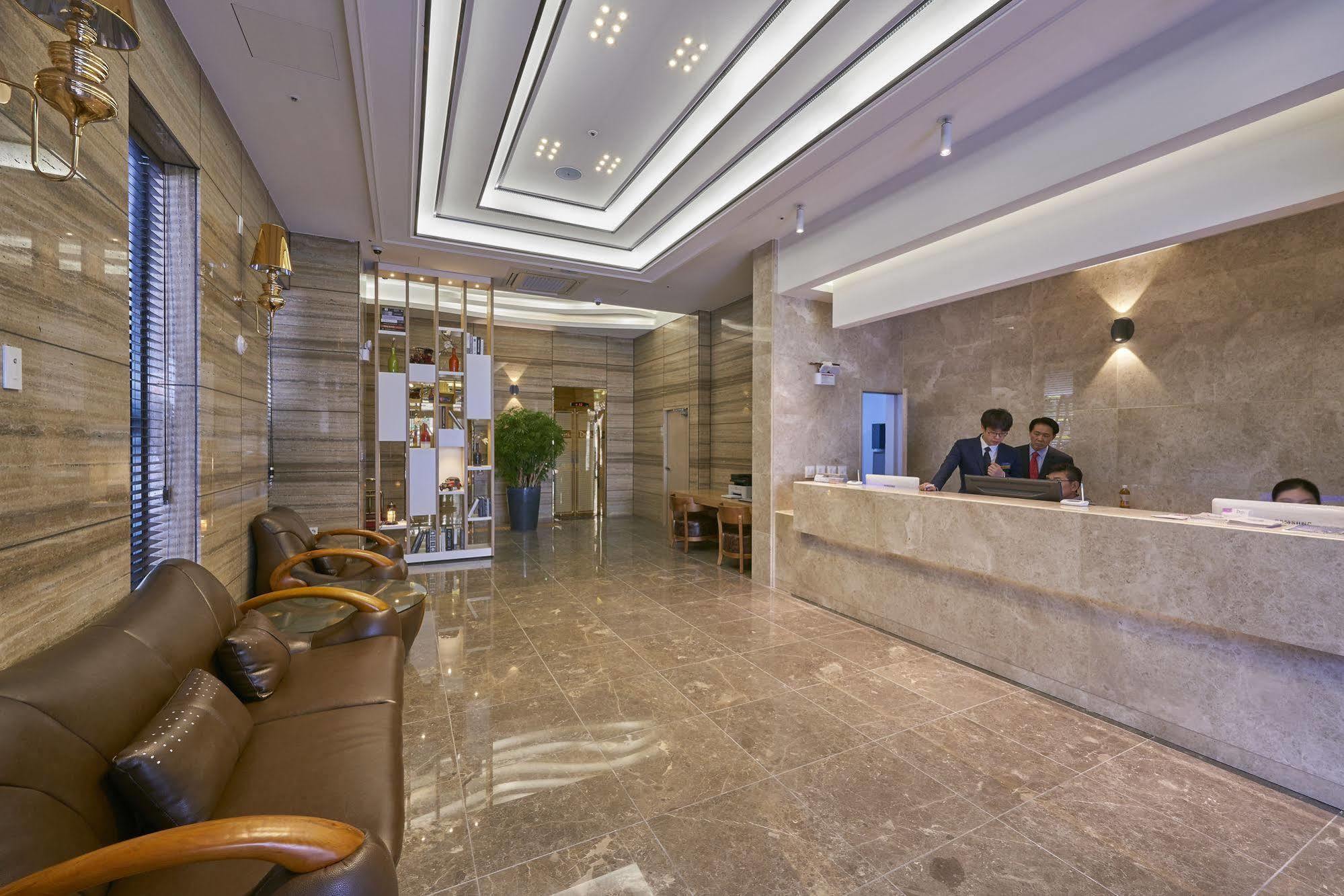 Dubai Hotel Gwangju Metropolitan City Εξωτερικό φωτογραφία